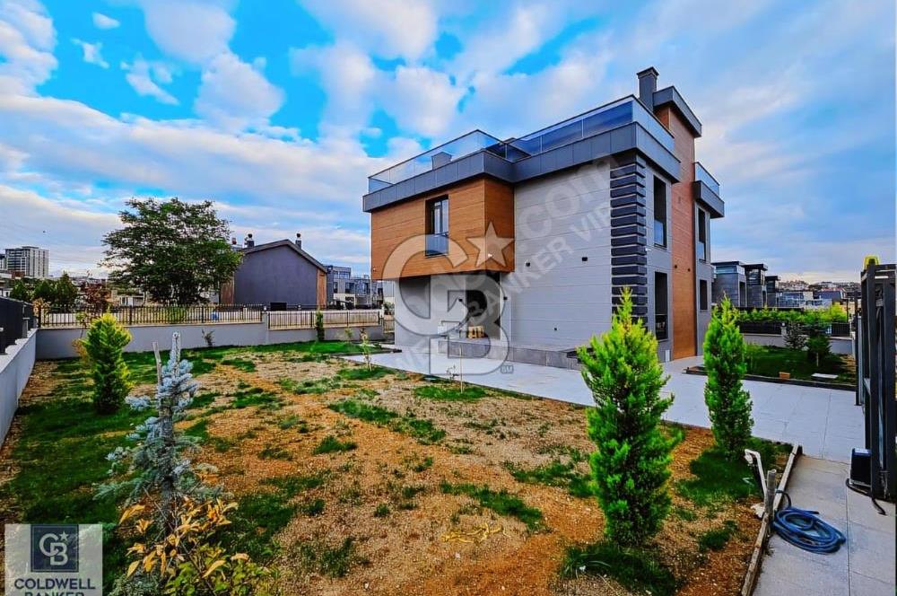 BEYTEPE'DE TAM MÜSTAKİL KÖŞE VİLLA