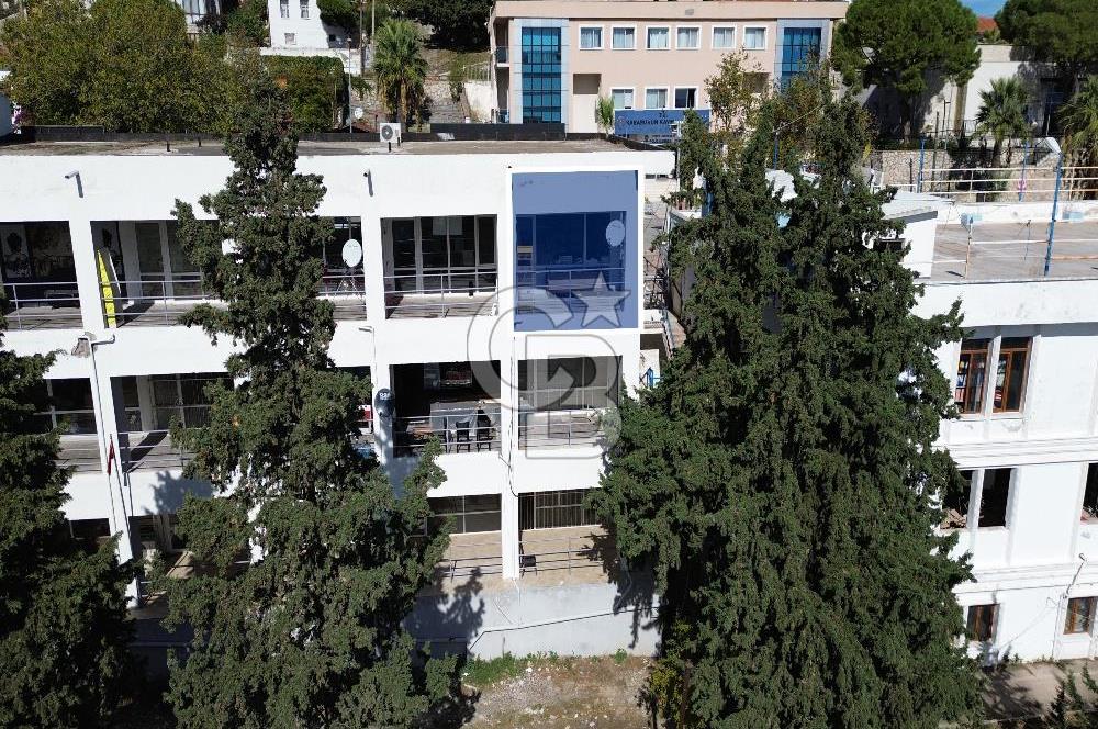 Karaburun Merkez'de Satılık Dükkan