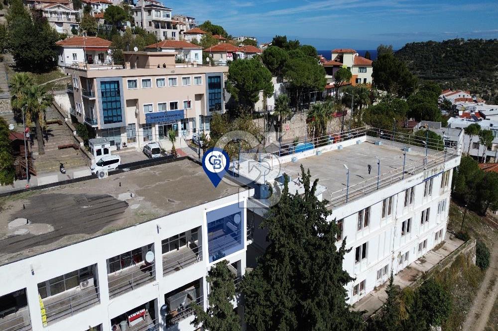 Karaburun Merkez'de Satılık Dükkan