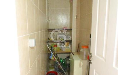 GAZİEMİR MEYDANDA 150M2 KAPALI OTOPARKLI 3+1 SATILIK DAİRE