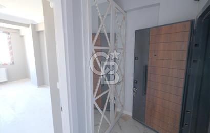                          MENEMEN UĞUR MUMCU DA SATILIK 2+1 DAİRE