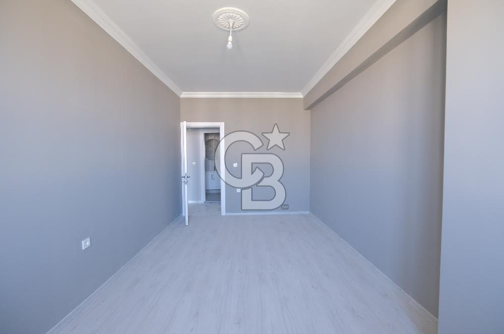                          MENEMEN UĞUR MUMCU DA SATILIK 2+1 DAİRE