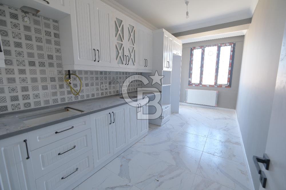                          MENEMEN UĞUR MUMCU DA SATILIK 2+1 DAİRE