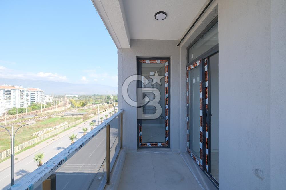                          MENEMEN UĞUR MUMCU DA SATILIK 2+1 DAİRE