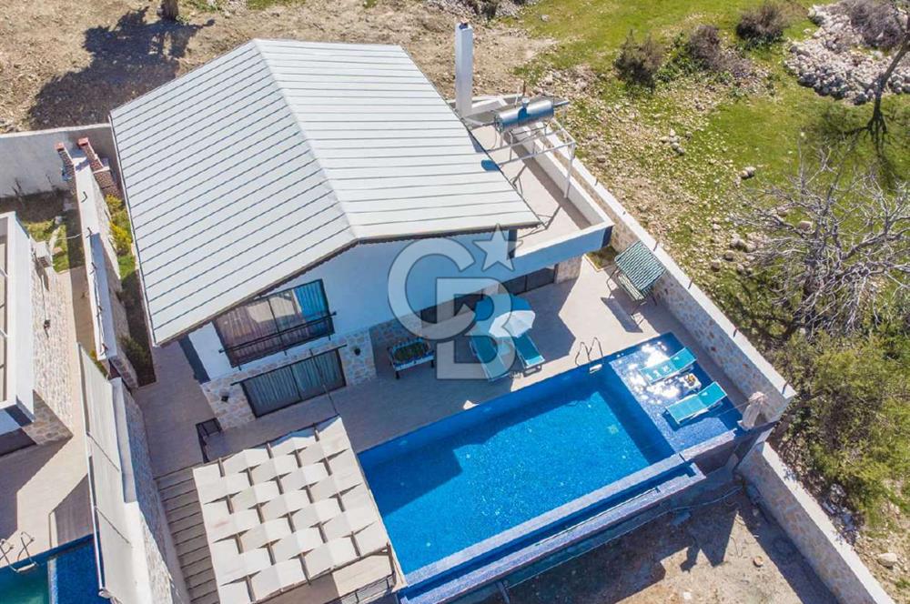 CB GİZDEN KAŞ SARIBELEN MAHALLESİNDE SATILIK İKİ ADET 3+1 VİLLA