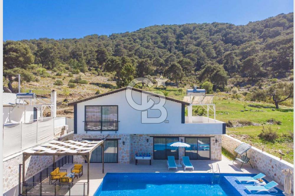 CB GİZDEN KAŞ SARIBELEN MAHALLESİNDE SATILIK İKİ ADET 3+1 VİLLA