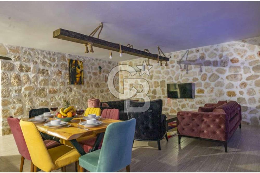 CB GİZDEN KAŞ SARIBELEN MAHALLESİNDE SATILIK İKİ ADET 3+1 VİLLA