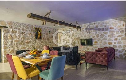 CB GİZDEN KAŞ SARIBELEN MAHALLESİNDE SATILIK İKİ ADET 3+1 VİLLA