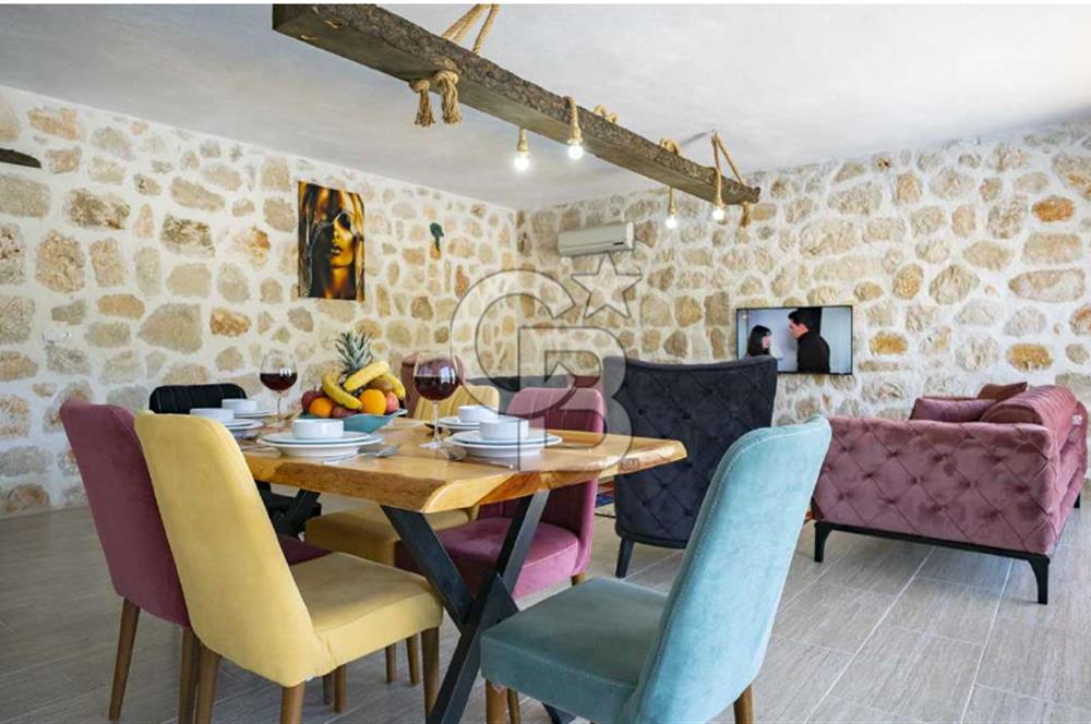 CB GİZDEN KAŞ SARIBELEN MAHALLESİNDE SATILIK İKİ ADET 3+1 VİLLA