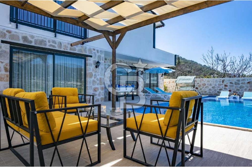 CB GİZDEN KAŞ SARIBELEN MAHALLESİNDE SATILIK İKİ ADET 3+1 VİLLA