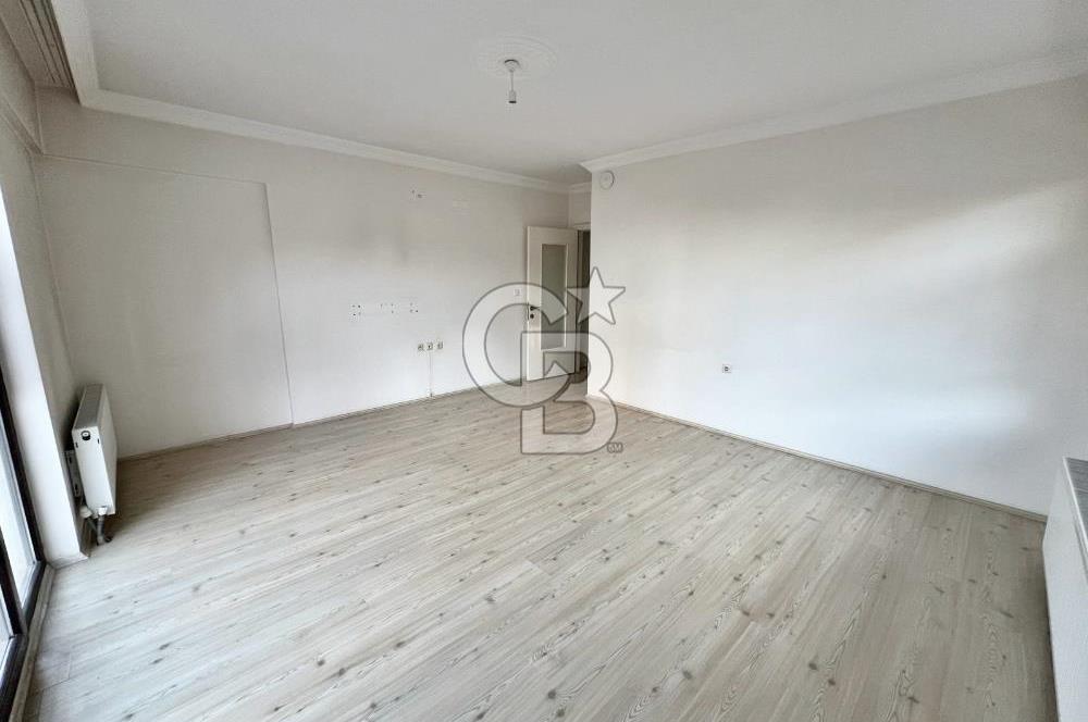 CADDE DİBİ ARA KAT ÖN CEPHE ASANSÖRLÜ 120M2 3+1 DAİRE!!!
