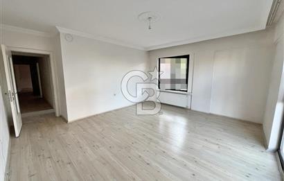 CADDE DİBİ ARA KAT ÖN CEPHE ASANSÖRLÜ 120M2 3+1 DAİRE!!!