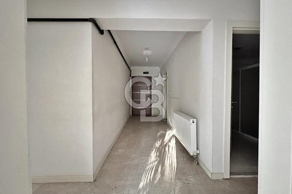 CADDE DİBİ ARA KAT ÖN CEPHE ASANSÖRLÜ 120M2 3+1 DAİRE!!!
