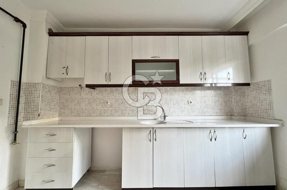 CADDE DİBİ ARA KAT ÖN CEPHE ASANSÖRLÜ 120M2 3+1 DAİRE!!!