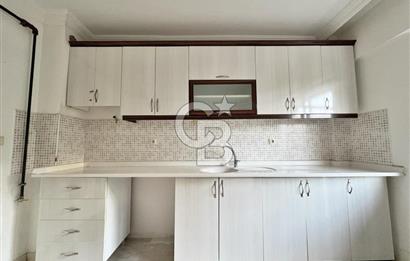 CADDE DİBİ ARA KAT ÖN CEPHE ASANSÖRLÜ 120M2 3+1 DAİRE!!!