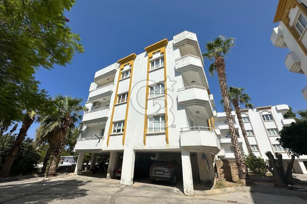 Girne Liman Üzerinde Satılık 3+1 Balkonlu Daire !!!