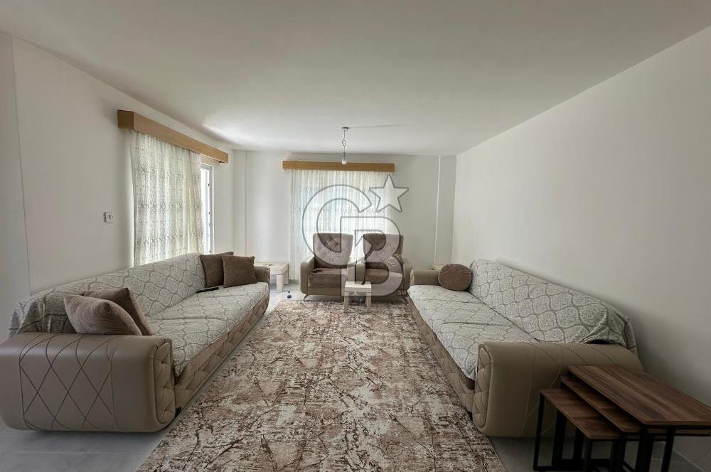 Girne Liman Üzerinde Satılık 3+1 Balkonlu Daire !!!