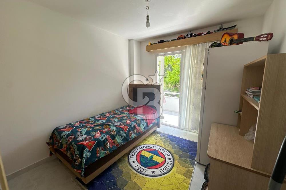 Girne Liman Üzerinde Satılık 3+1 Balkonlu Daire !!!