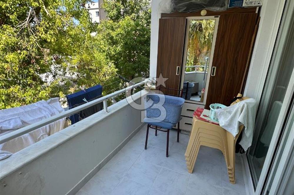 Girne Liman Üzerinde Satılık 3+1 Balkonlu Daire !!!