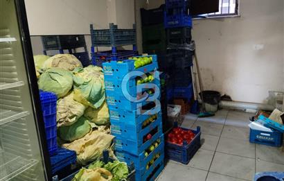 Arnavutköy Merkez Avlu 34 AVM Yakınında Devren Kiralık Manav