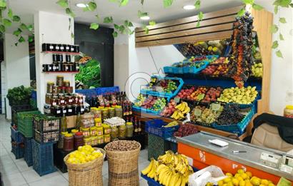 Arnavutköy Merkez Avlu 34 AVM Yakınında Devren Kiralık Manav