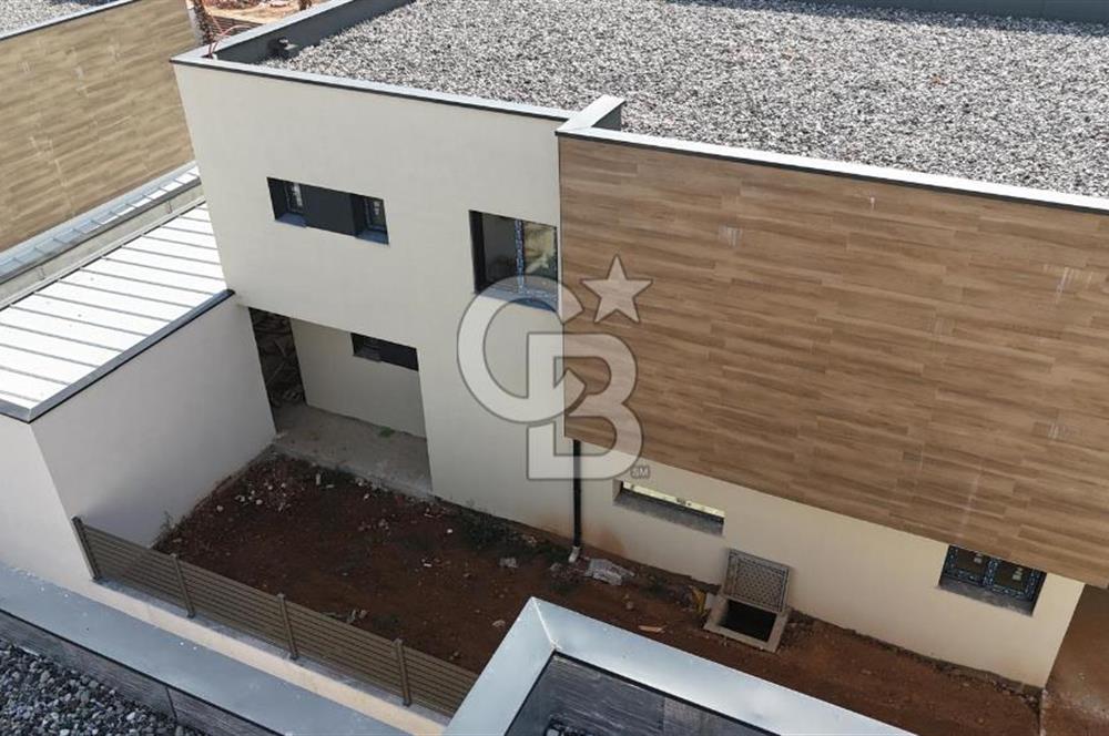 Saruhan Vadi'de Lüks Yaşam 5+1 300 m² Satılık Villa Fırsatı