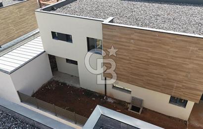Saruhan Vadi'de Lüks Yaşam 5+1 300 m² Satılık Villa Fırsatı