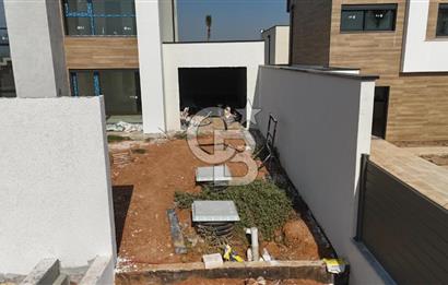 Saruhan Vadi'de Lüks Yaşam 5+1 300 m² Satılık Villa Fırsatı