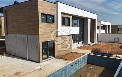Saruhan Vadi'de Lüks Yaşam 5+1 300 m² Satılık Villa Fırsatı