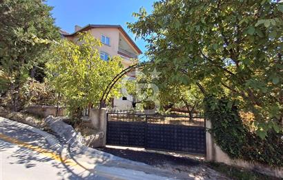 Elmadağ Hasanoğlan Bahçelievler'de Satılık 5+2 Triplex Villa