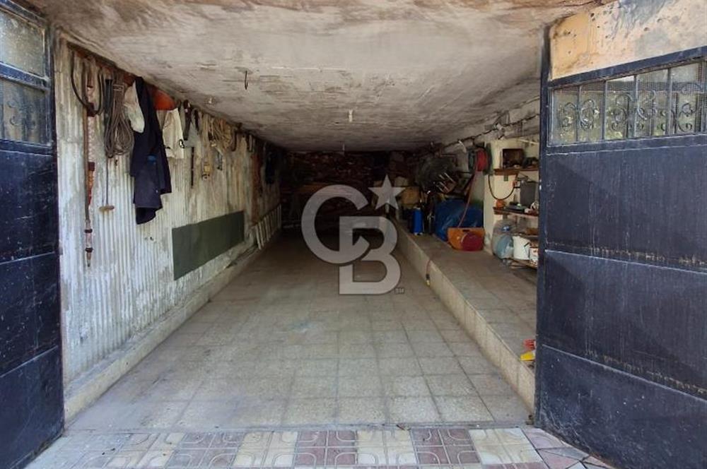 Elmadağ Hasanoğlan Bahçelievler'de Satılık 5+2 Triplex Villa