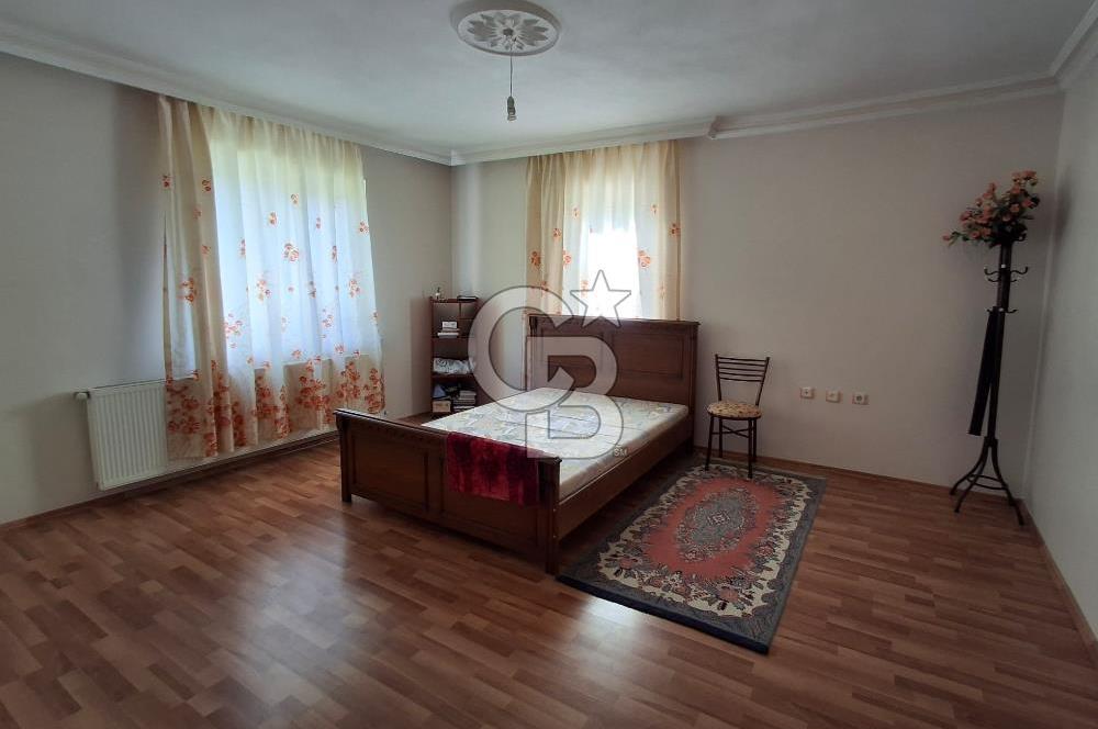 Elmadağ Hasanoğlan Bahçelievler'de Satılık 5+2 Triplex Villa