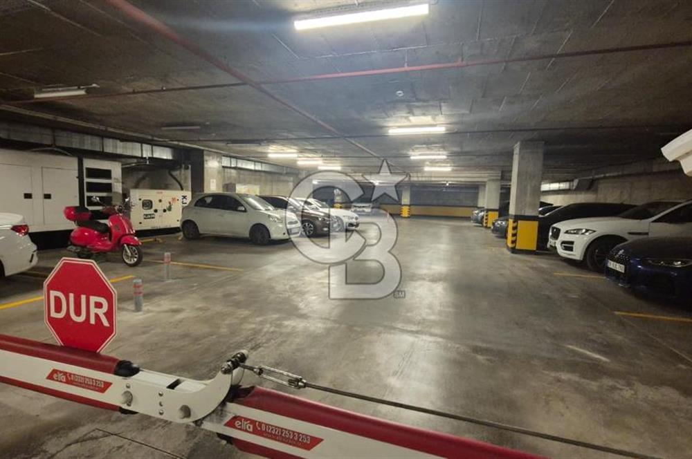 Bornova Varyant Tower'da Kiracısız Full Eşyalı Satılık 1+1