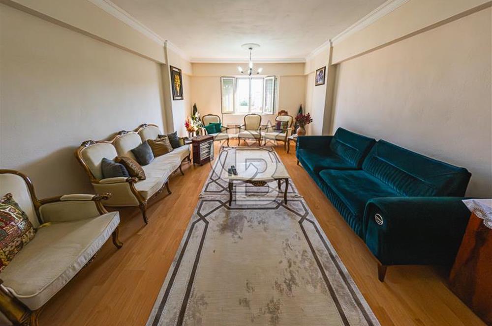 CB ARDENDEN ANTALYA DEMRE ÇARŞI MERKEZDE SATILIK 3+1 DAİRE