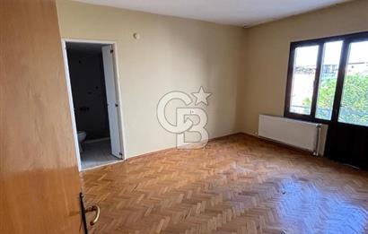 Torbalı Mithat Paşa Caddesi’nde Merkezi Konumda Geniş 3+1 Daire