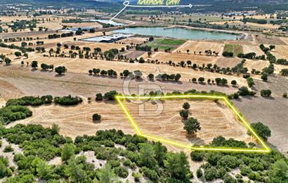 CB OPİA'DAN'' KARABAL GÖLÜ MANZARALI TARIMA UYGUN EŞSİZ ARAZİ