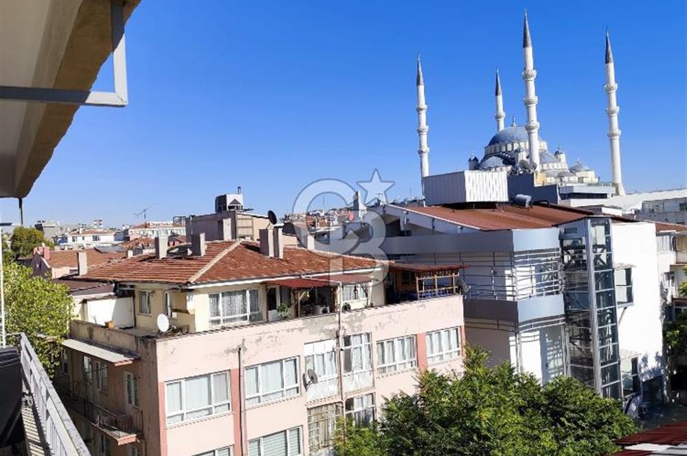 Kızılay Merkezde Satılık 4+1 Daire