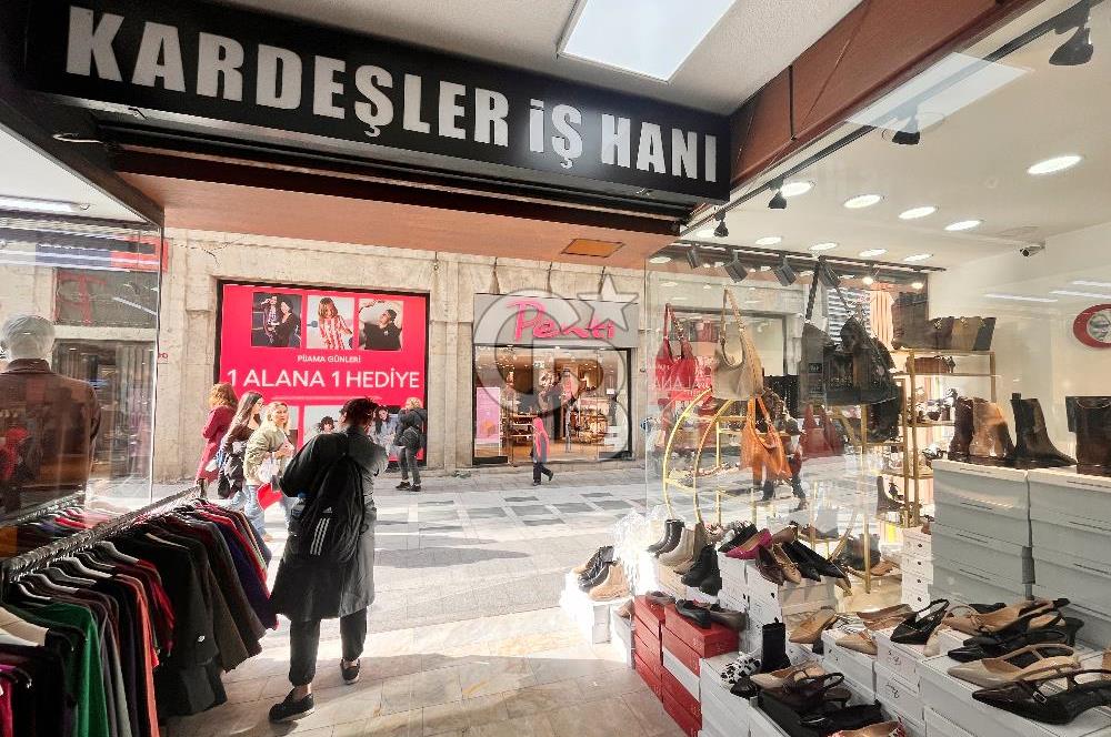  KARDEŞLER PASAJI'NDA DEVREN KİRALIK DÜKKAN FIRSATI