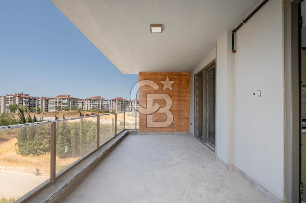 CB BLACK'TEN KONFOR BALAT'TA 4+1 ARAKAT SATILIK DAİRE