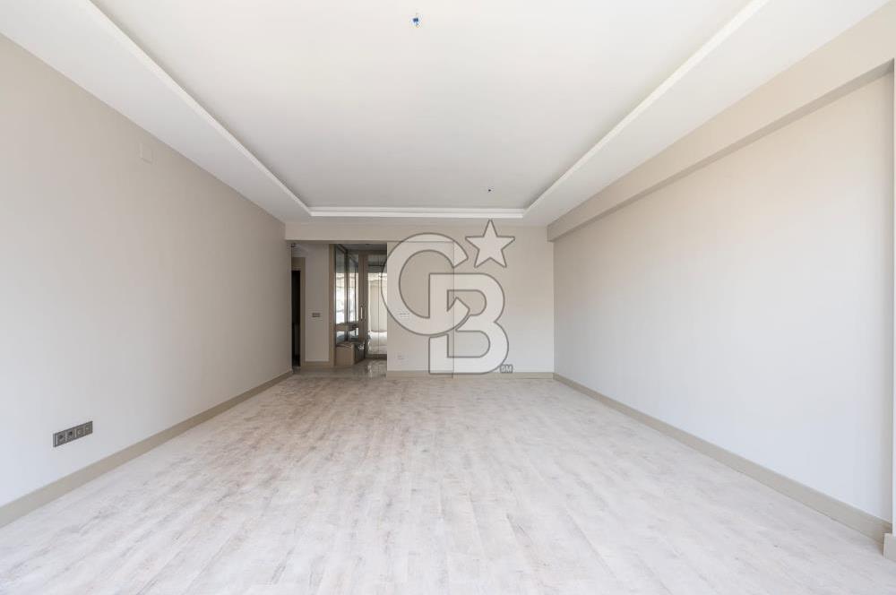 CB BLACK'TEN KONFOR BALAT'TA 4+1 ARAKAT SATILIK DAİRE