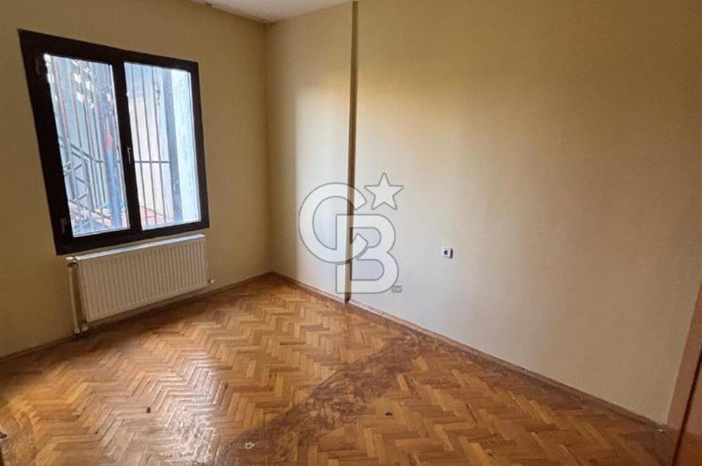 Torbalı Mithat Paşa Caddesi’nde Merkezi Konumda Geniş 3+1 Daire