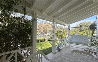 Ayvalık Sahilkent Site İçerisinde Denize Sıfır Bahçeli Villa