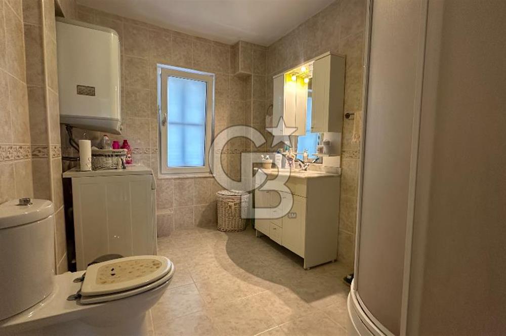 Ayvalık Sahilkent Site İçerisinde Denize Sıfır Bahçeli Villa