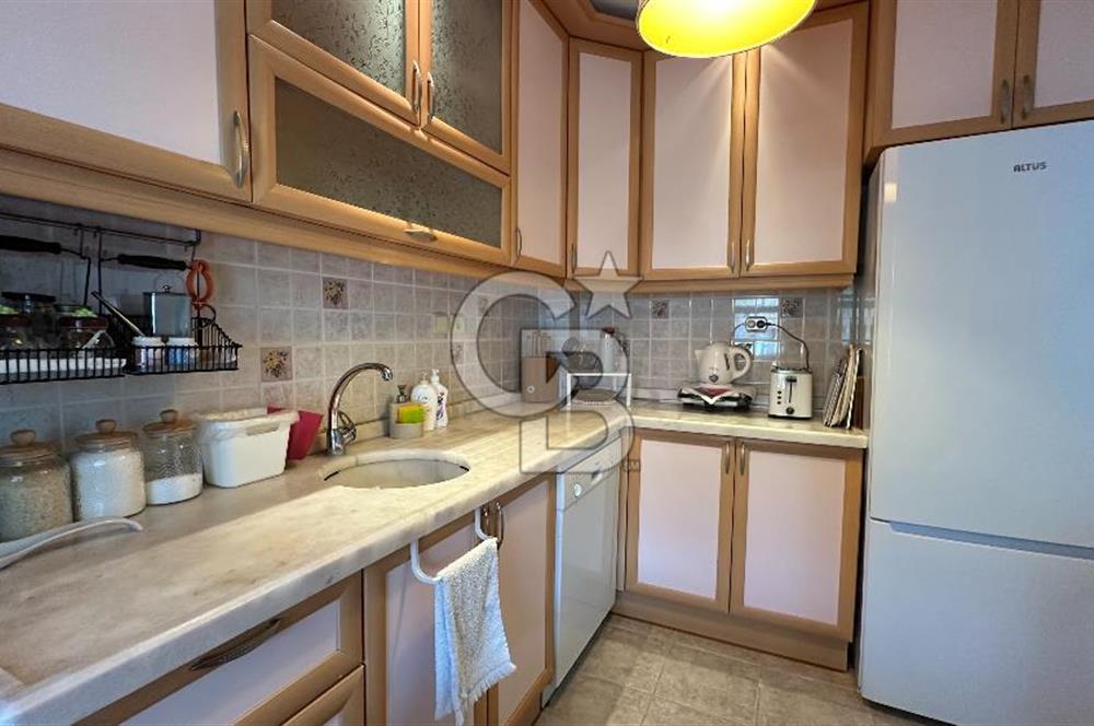 Ayvalık Sahilkent Site İçerisinde Denize Sıfır Bahçeli Villa