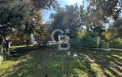 Ayvalık Sahilkent Site İçerisinde Denize Sıfır Bahçeli Villa