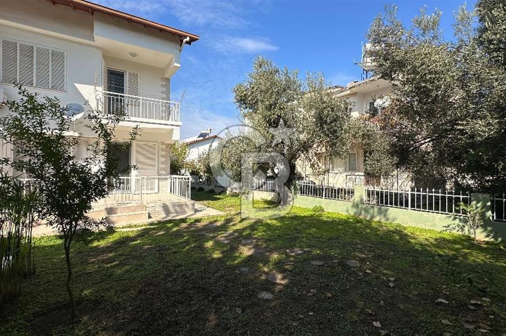 Ayvalık Sahilkent Site İçerisinde Denize Sıfır Bahçeli Villa