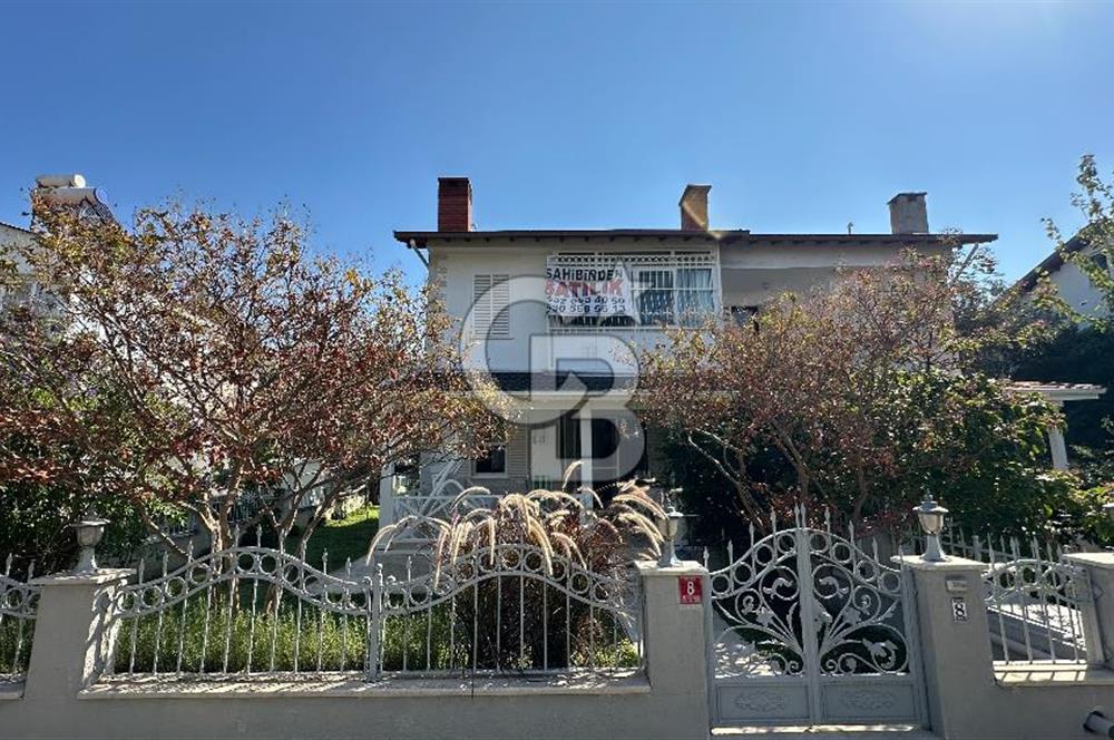 Ayvalık Sahilkent Site İçerisinde Denize Sıfır Bahçeli Villa