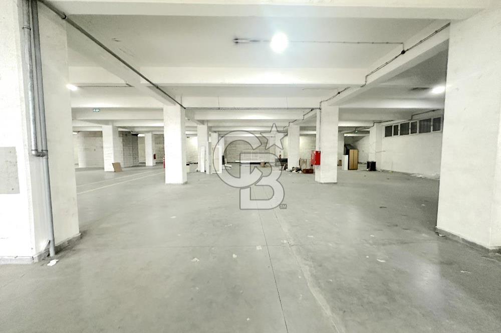 Beylikdüzü OSB Kiralık Fabrika Depo Yüksek Girişli 1.830m2