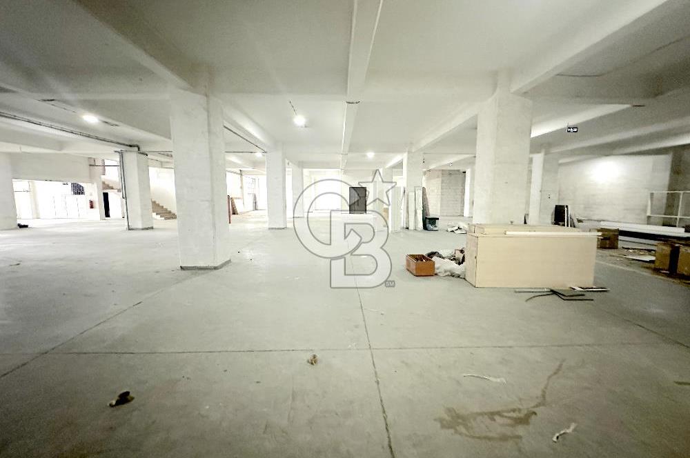 Beylikdüzü OSB Kiralık Fabrika Depo Yüksek Girişli 1.830m2