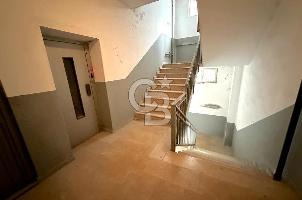 Beylikdüzü OSB Kiralık Fabrika Depo Yüksek Girişli 1.830m2